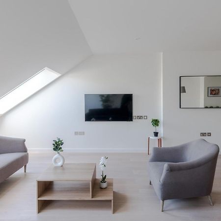 Zen Sanctuary - Soho - By Frankie Says Apartment London Bagian luar foto