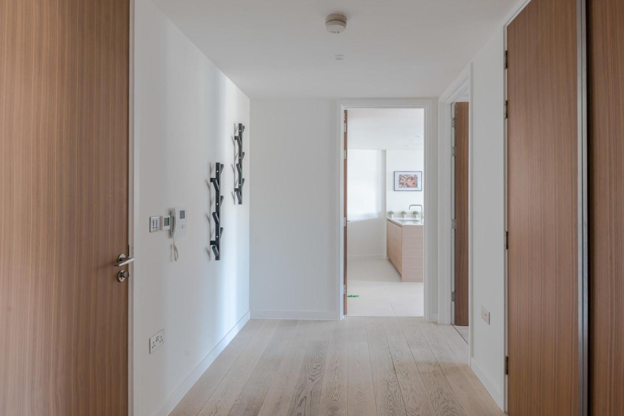 Zen Sanctuary - Soho - By Frankie Says Apartment London Bagian luar foto
