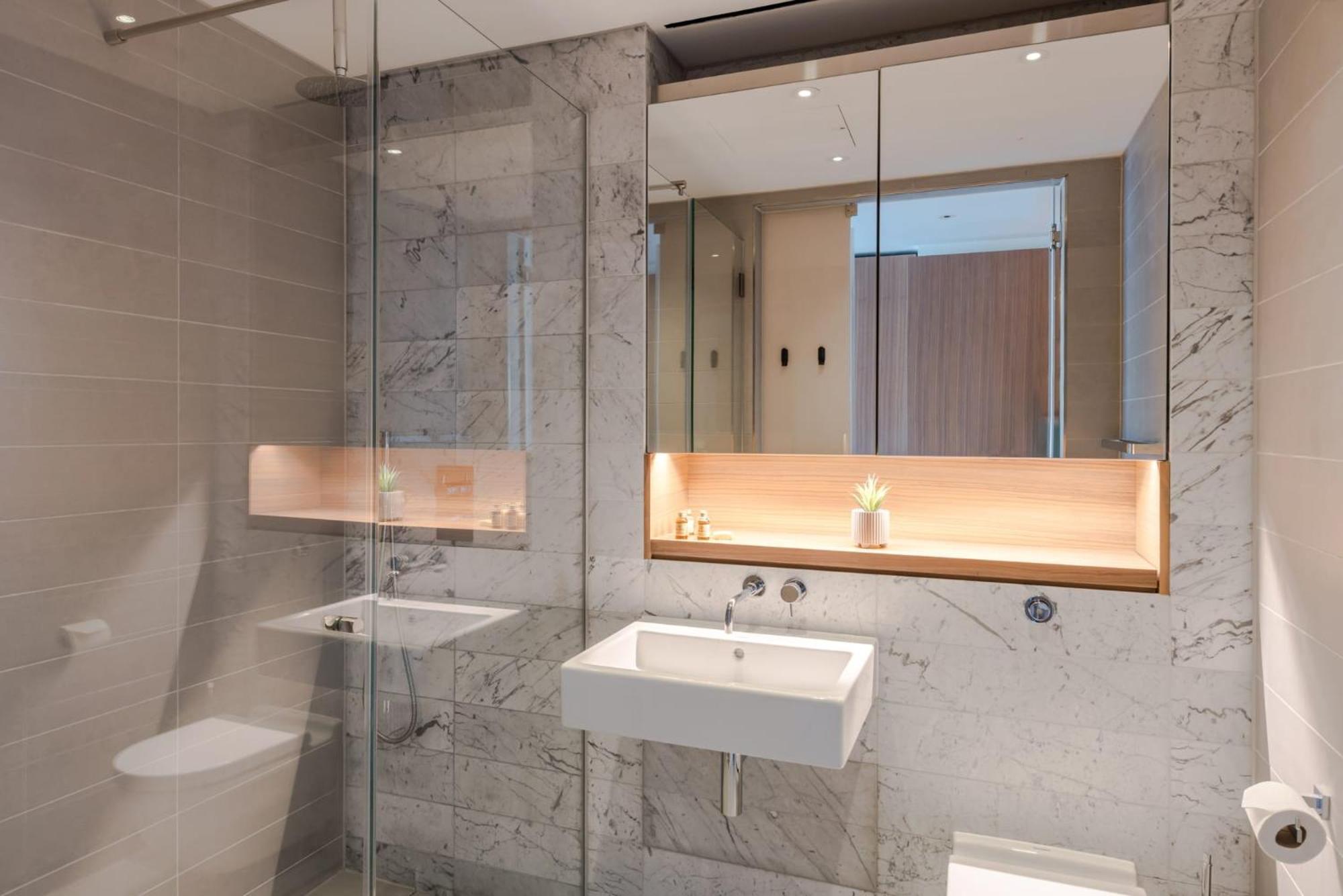 Zen Sanctuary - Soho - By Frankie Says Apartment London Bagian luar foto
