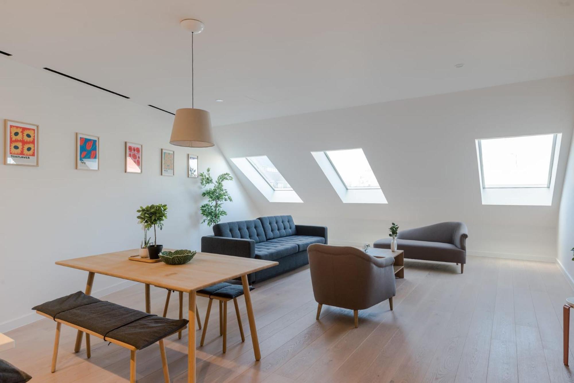 Zen Sanctuary - Soho - By Frankie Says Apartment London Bagian luar foto